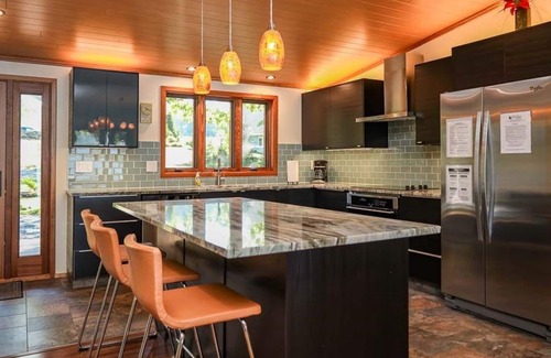 Penn Yan Cottage | Sunset Point: "Upscale Keuka Lakehouse, Walk To Keuka Springs Winery!"