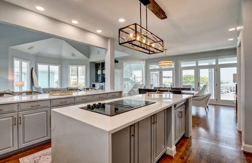 Shell Island Maison | Sunset Shore - 6 bedroom, 6.5 bathroom house with indoor pool.