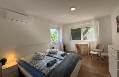Balatonszabadi Maison | Sunset - Spacious Family Retreat