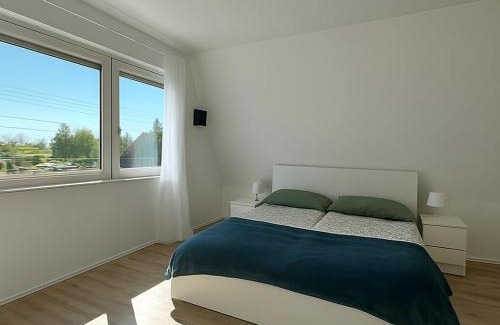 Balatonszabadi Maison | Sunset - Spacious Family Retreat