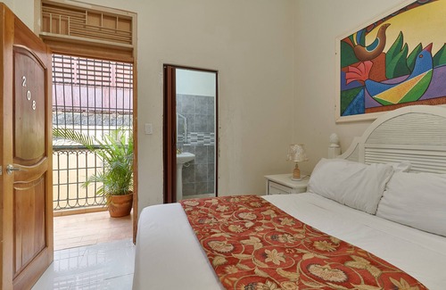 Zona Colonial Hôtel | Sunset Terrace Suite: Stylish 1BD/1BA Oasis with Views of the Zona Colonial