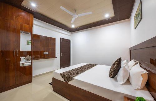 Kasauli Maison | Sunset Vibes! Near Mall Road Kasauli by Alluring North