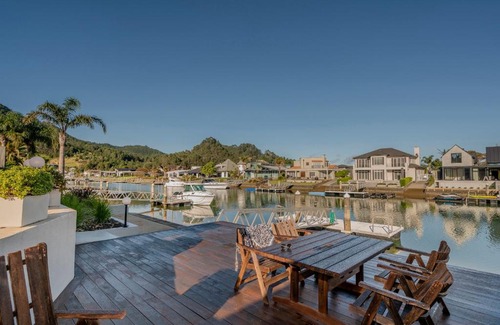 Pauanui Maison | Sunset View - Pauanui Waterfront Home