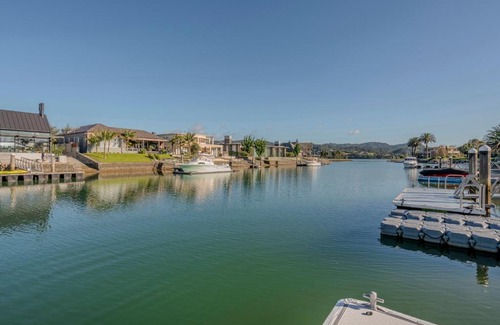 Pauanui Maison | Sunset View - Pauanui Waterfront Home