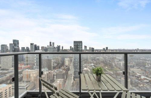 Garden District Appartement | Sunset View Studio by Eaton Centre