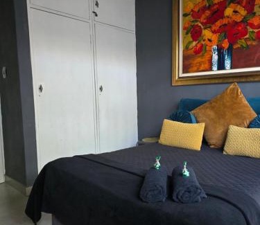 Garsfontein Appartement | Sunset View