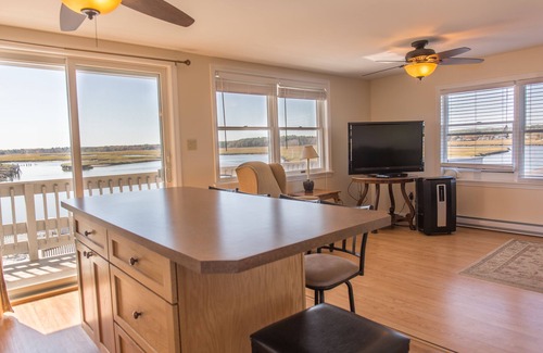 Wells Beach Maison | Sunset Views over Rachel Carson Preserve. Relax steps from Wells Beach.