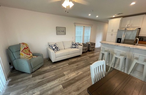 Reddick Cottage | Sunsets and Horse Ranches Cottage
