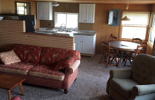 Moose Lake Cabine | Couchers de soleil et natation ... que demander de plus?