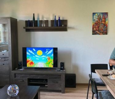 Helpa Appartement | Sunshine Apartment