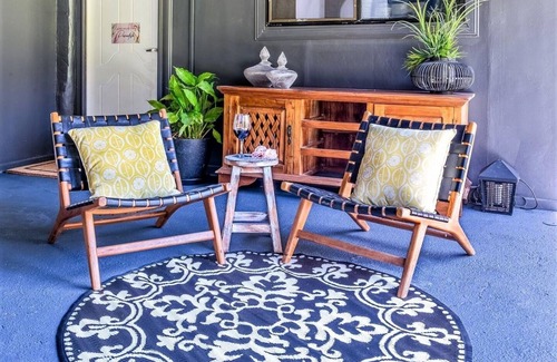 Glass House Mountains Maison | Sunshine Coast Farm Stay
