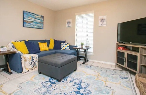 Ferry Pass Maison | Sunshine Chic at Shoal Creek in North Pensacola