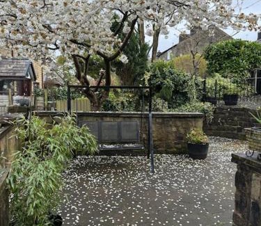 Horwich Maison | Sunshine cottage