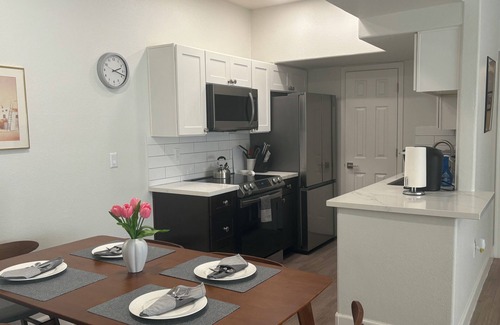 Arrowhead Ranch Appartement | Sunshine for up to 6 people in a Luxe Apt