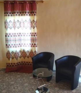 West Coast Division Maison | Sunshine Guesthouse Bafuloto