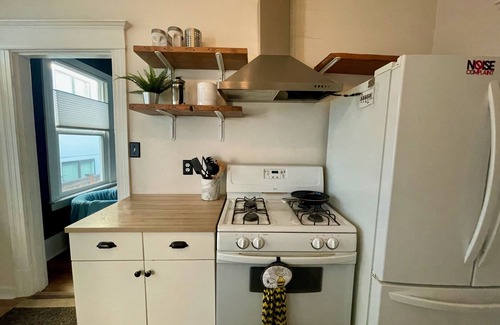 Mann Maison | Sunny Home au coeur de Seattle! Parking + W / D et Patio!