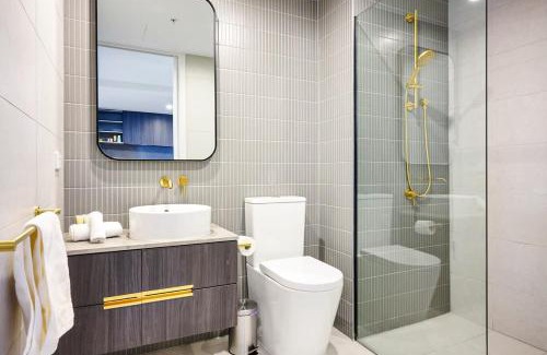 Sunshine Appartement | Sunview Modern 2-Bed with City Views