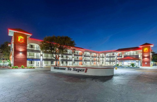 North Loop Hôtel | Super 8 by Wyndham Austin University/Downtown Area