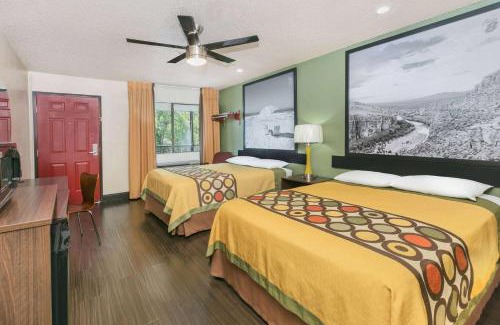 North Loop Hôtel | Super 8 by Wyndham Austin University/Downtown Area