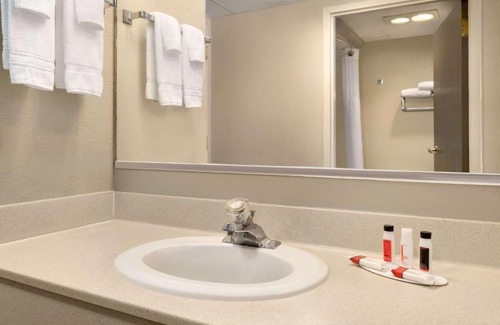 Scotland Hôtel | Super 8 by Wyndham Chambersburg I-81