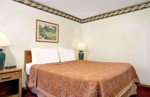 Chaska Hôtel | Super 8 by Wyndham Chaska