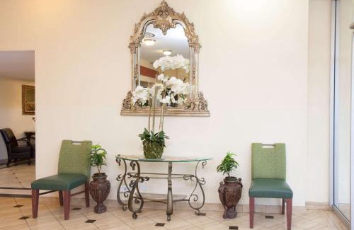 Melrose Park Hôtel | Super 8 by Wyndham Chicago Northlake O'Hare South