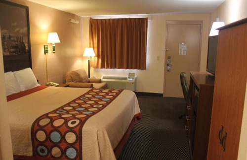 Laurel Hôtel | Super 8 by Wyndham Laurel