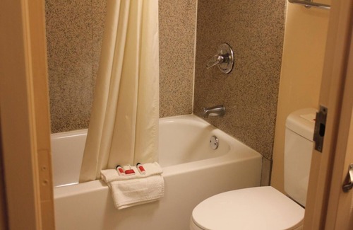 Laurel Hôtel | Super 8 by Wyndham Laurel
