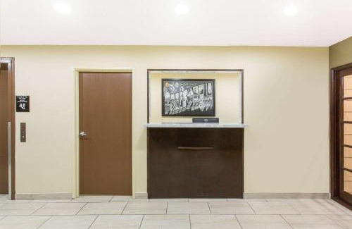 Lincoln Acres Hôtel | Super 8 by Wyndham National City Chula Vista