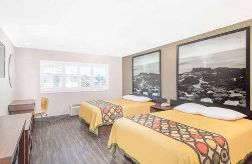 Lincoln Acres Hôtel | Super 8 by Wyndham National City Chula Vista