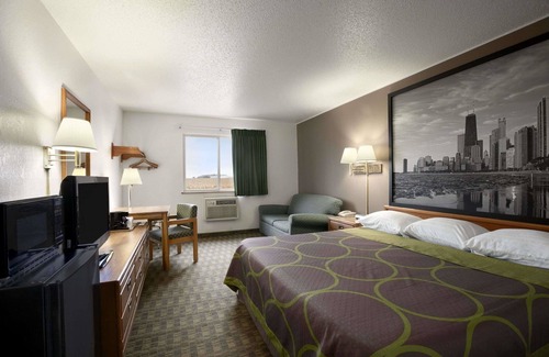 Peru Hôtel | Super 8 by Wyndham Peru Starved Rock State Park