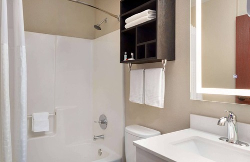 North San Antonio - SAT Hôtel | Super 8 by Wyndham San Antonio Airport North