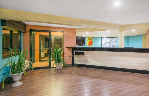 Tulsa Hôtel | Super 8 by Wyndham Tulsa
