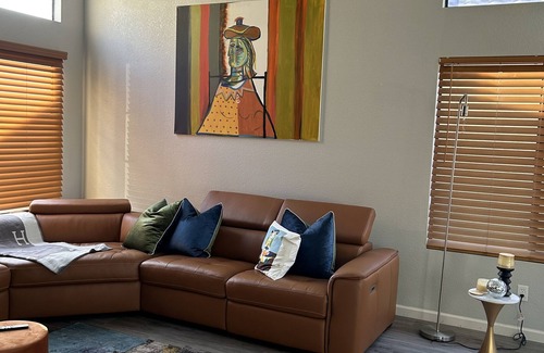Avondale Maison | Super Bowl weekend stay just 5 minutes away from Cardinal stadium .