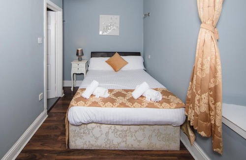 Tollcross Appartement | Super Central 4bedroom Apartment at the Meadows
