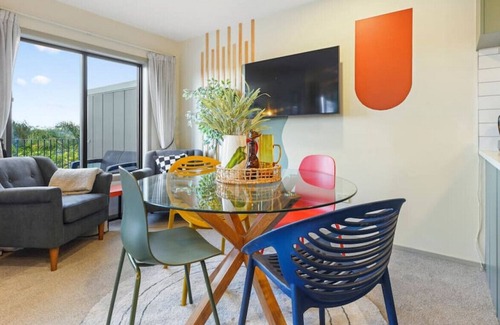 Albany Maison | Super Chic Apt nr Albany Mall | Carpark & Fibre