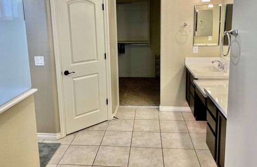 Villages At Queen Creek Maison | Super Clean & HUGE 5 Bedrooms
