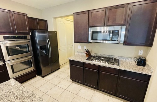 Villages At Queen Creek Maison | Super Clean & HUGE 5 Bedrooms