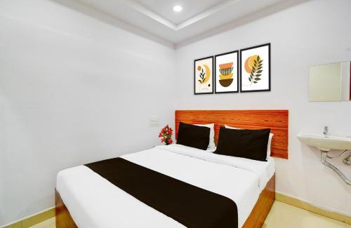 LB Nagar Hôtel | Super Collection O L.B Nagar Metro Station Formerly D N Groups