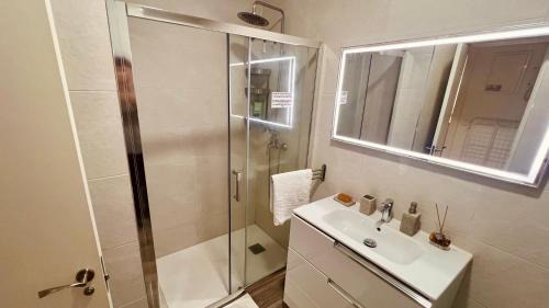 El Ejido Appartement | Super Comfy and Homey 4BR Apartment Peachy Stays