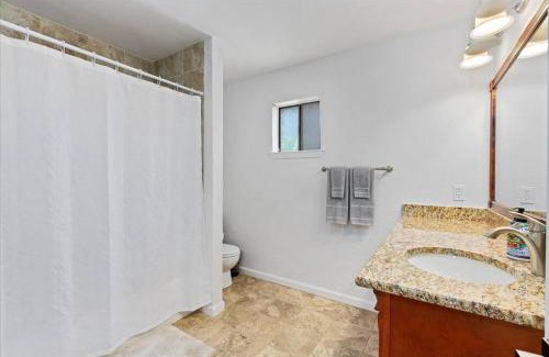 Brushy Creek Maison | Super Comfy Home with Hot Tub!