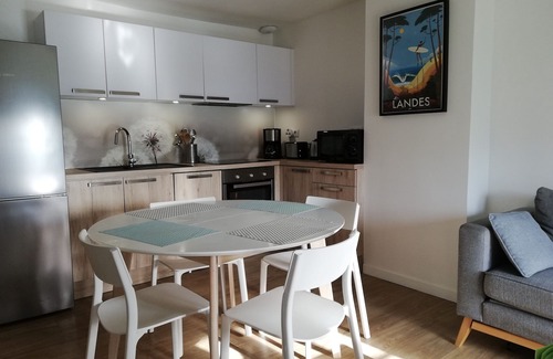 Dax Appartement | Super appartement T3 refait à neuf, au coeur de Dax, avec beaucoup de charme