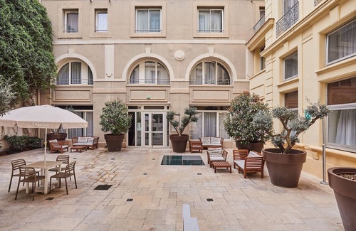 Gares Appartement | Super Endroit! Appart équipé avec WI-FI GRATUIT