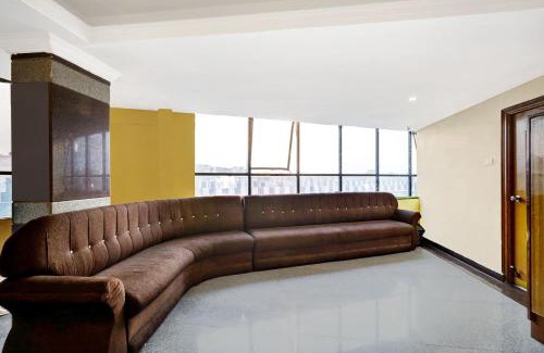 Tirupati Hôtel | Super Hotel O Padmavathi Puram Near Railway Station