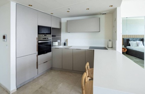 Tel Aviv Promenade Appartement | Super Luxury Sea View Apartment!