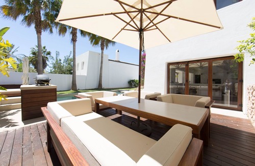Santa Eulalia del Rio Villa | Villa de luxe à St Eulalia, à pied de toutes les commodités et de la plage, pas de voiture nécessaire