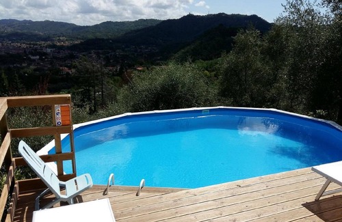 Camaiore Maison | Super belle maison avec piscine, jardin et mobilier de bon goût.