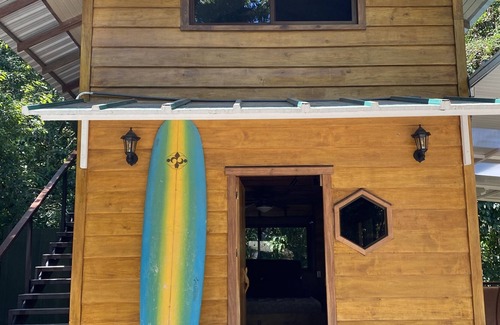 Langostino Maison | Super private surf spot-jungle hideaway with private creek and small waterfall