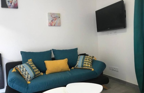 Figeac Appartement | Super studio refait à neuf avec terrasse +jardin