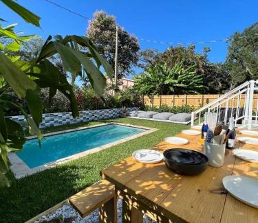Edgewood Villa | Super stylish 4 BR Home Steps from the Fun